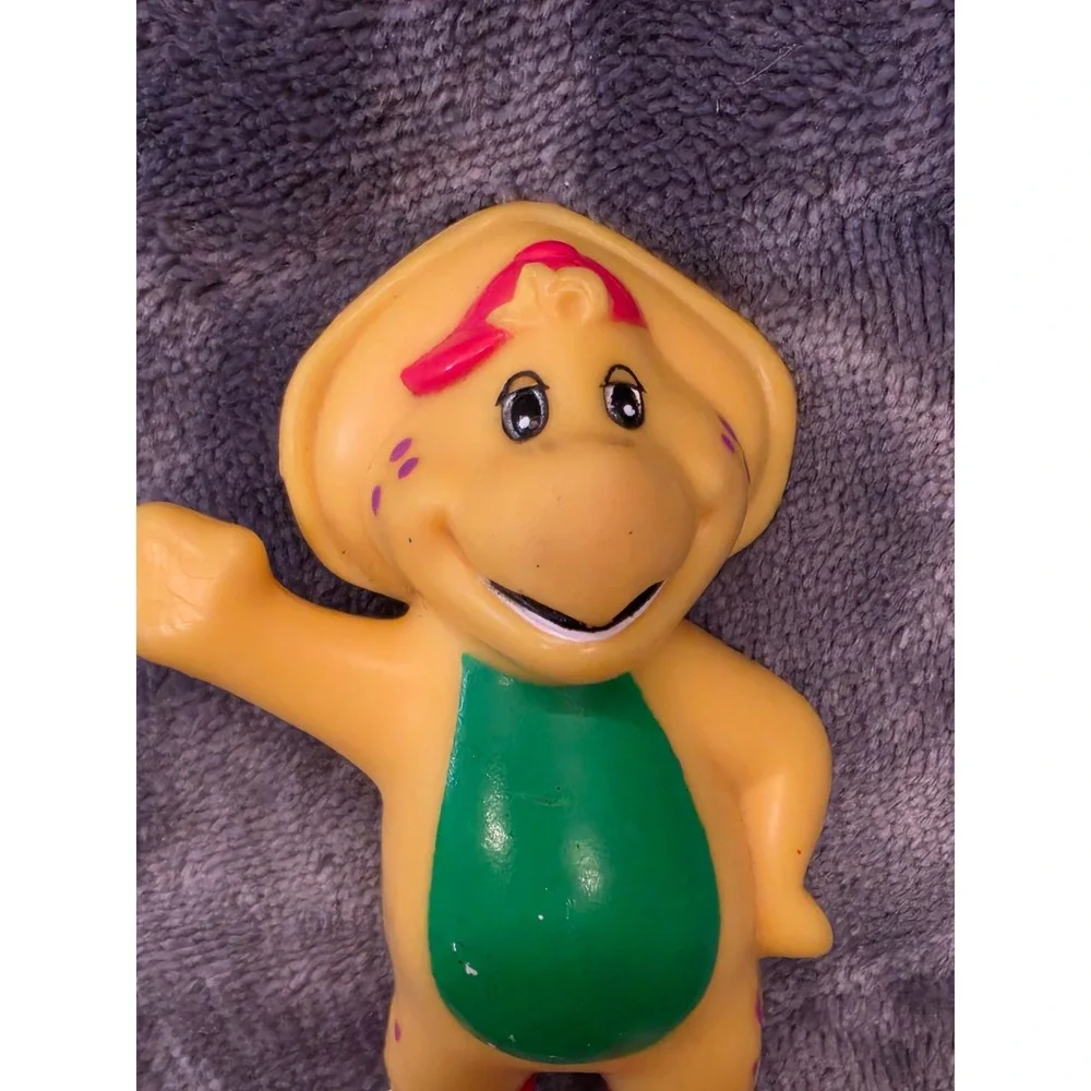 Vintage Barney & Friends BJ Yellow Dinosaur PVC Figure 1993 Lyons Group 3.25